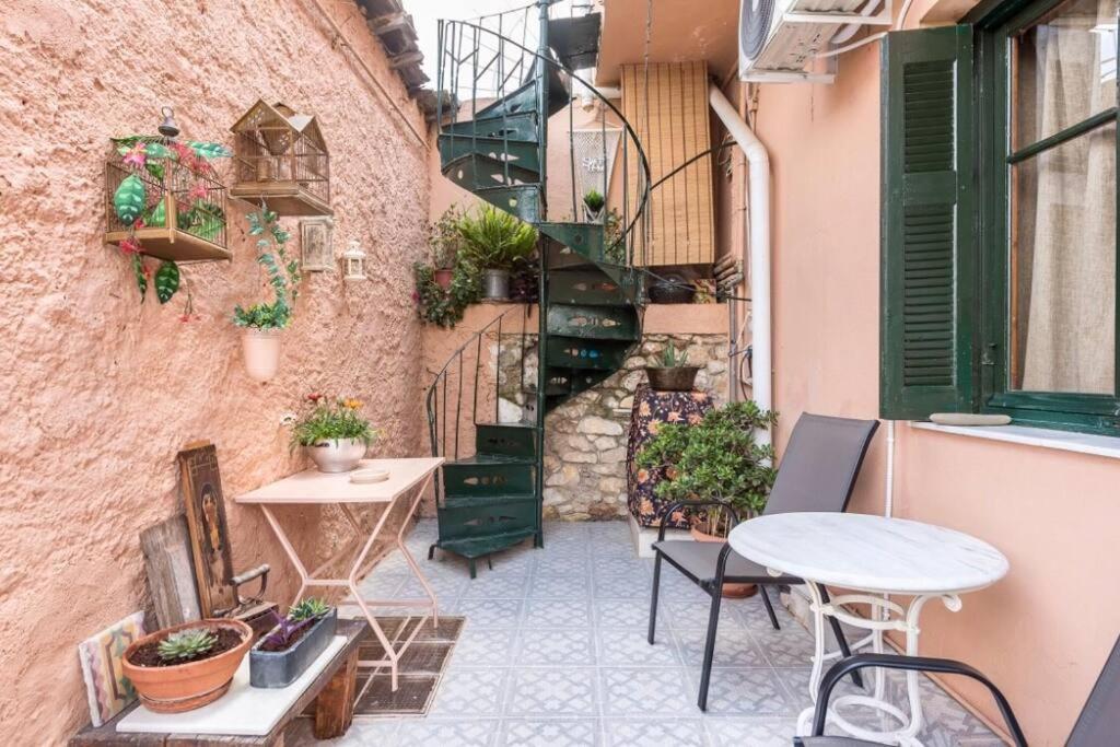 Apartamento Anafiotika House Atenas Exterior foto